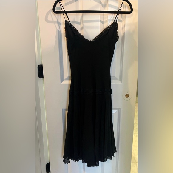 gorgeous 90s mini dress perfect for a date ♥️✨💫 - Picture 2 of 2